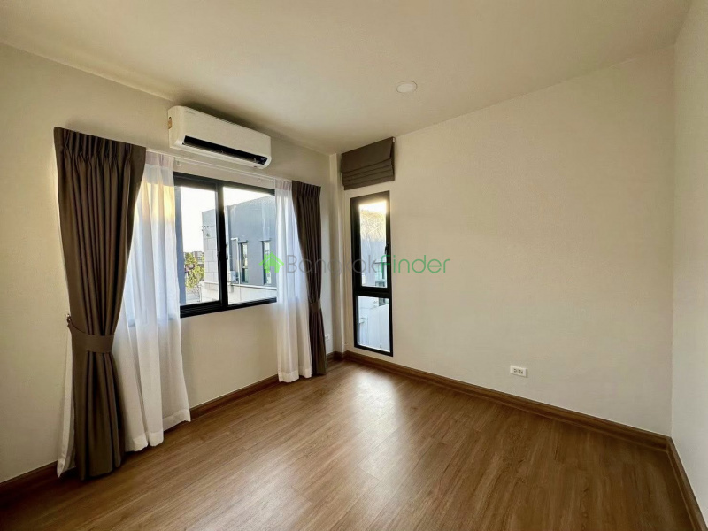 Bangna, Bangkok, Thailand, 3 Bedrooms Bedrooms, 0 ,3 BathroomsBathrooms,House,For Rent,7745