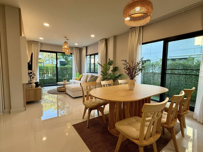Bangna, Bangkok, Thailand, 3 Bedrooms Bedrooms, 0 ,3 BathroomsBathrooms,House,For Rent,7745