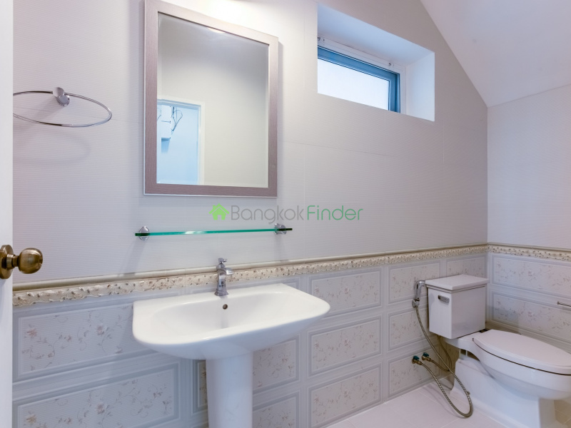 Srinakarin, Bangkok, Thailand, 4 Bedrooms Bedrooms, 0 ,5 BathroomsBathrooms,House,For Rent,7751