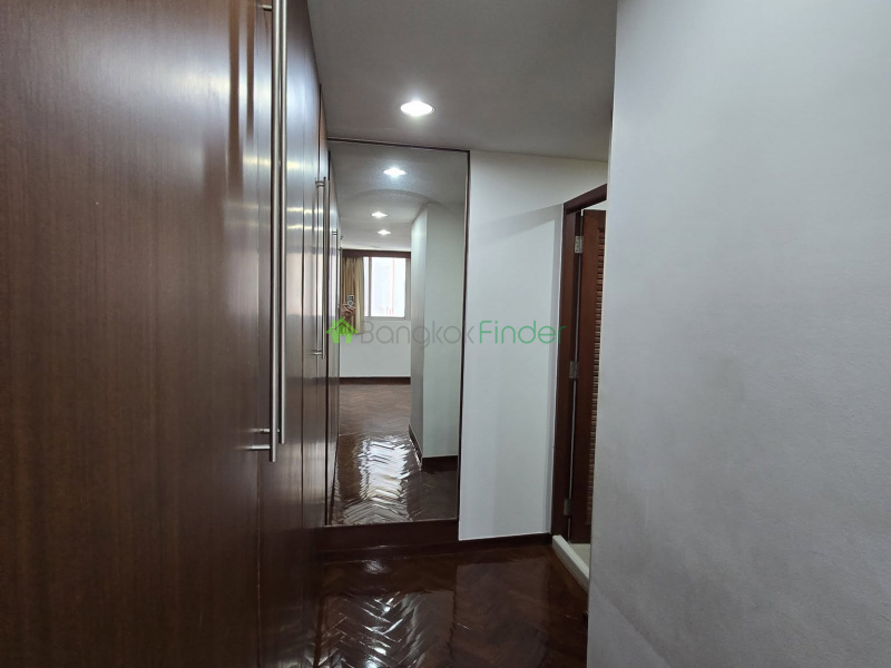 Ekkamai, Bangkok, Thailand, 2 Bedrooms Bedrooms, 0 ,2 BathroomsBathrooms,Condo,For Rent,Taiping Tower,7757