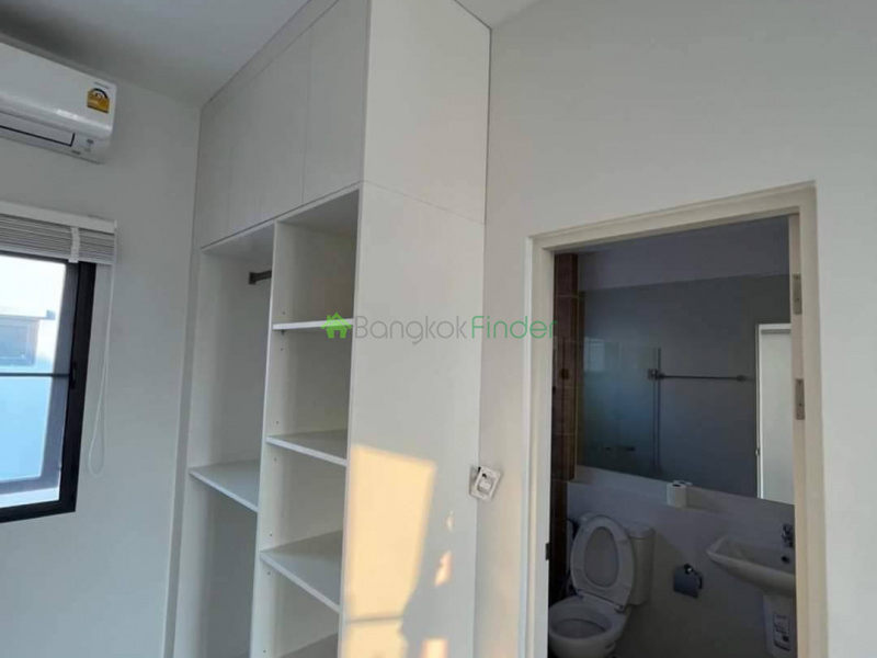 Bangna, Bangkok, Thailand, 3 Bedrooms Bedrooms, 0 ,4 BathroomsBathrooms,House,For Rent,7758