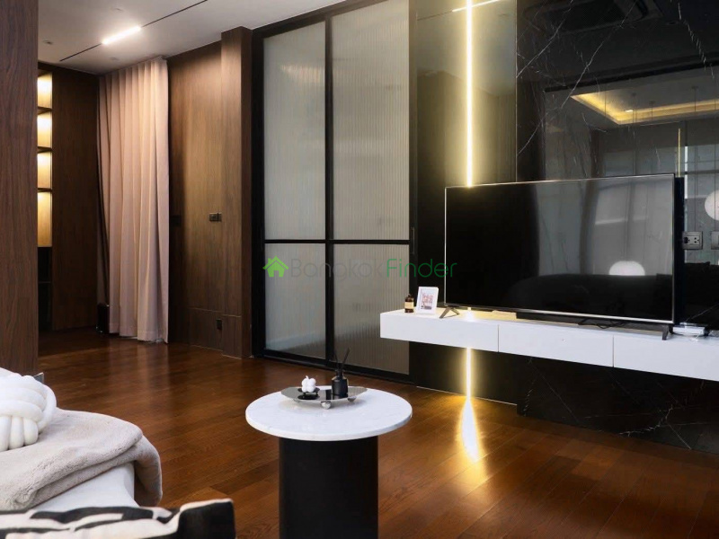 Sukhumvit-Udomsuk, Bangkok, Thailand, 3 Bedrooms Bedrooms, 0 ,4 BathroomsBathrooms,House,For Rent,7763