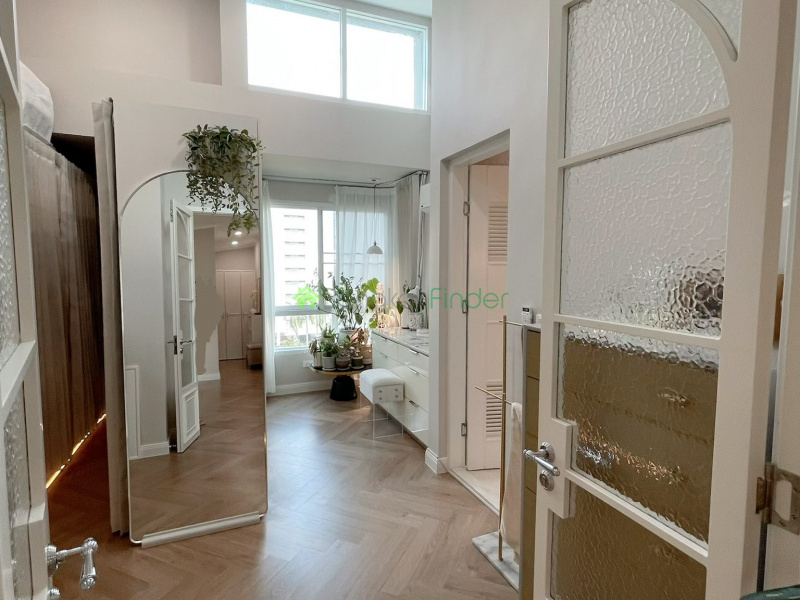 Ekkamai, Bangkok, Thailand, 3 Bedrooms Bedrooms, 0 ,2 BathroomsBathrooms,Condo,For Rent,The Bangkok 61,7765