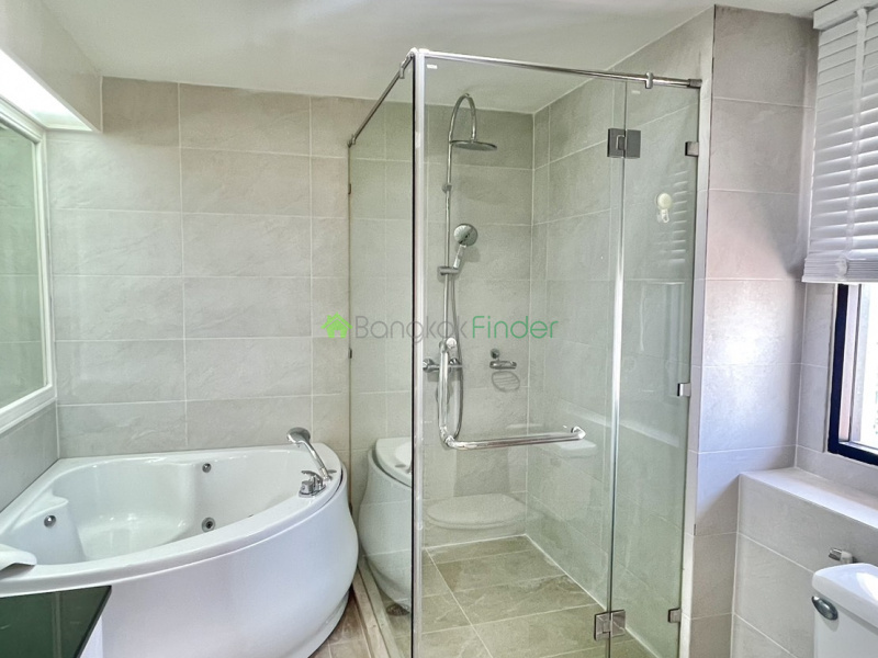 Sukhumvit 23, Bangkok, Thailand, 4 Bedrooms Bedrooms, 0 ,5 BathroomsBathrooms,Apartment,For Rent,GP Grande Tower,7773