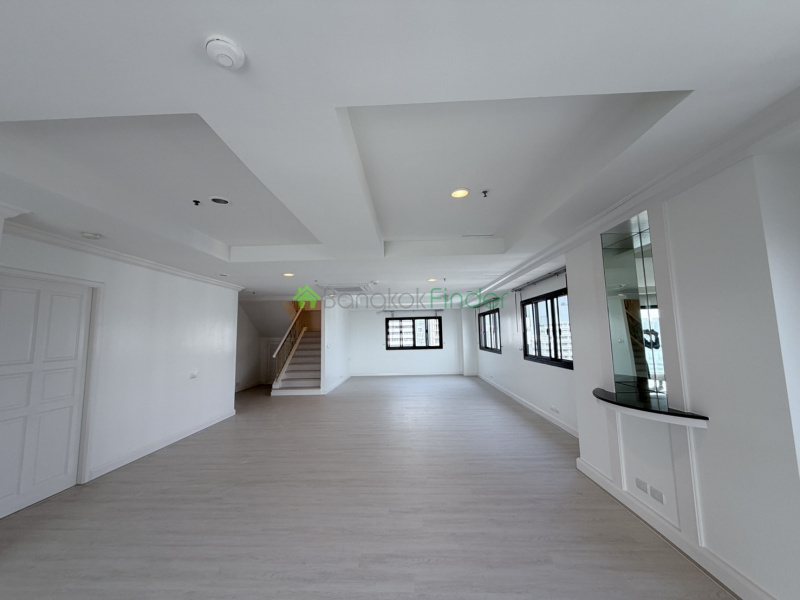 Sukhumvit 23, Bangkok, Thailand, 4 Bedrooms Bedrooms, 0 ,5 BathroomsBathrooms,Apartment,For Rent,GP Grande Tower,7773