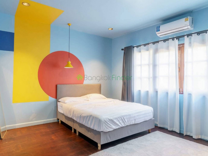 Sukhumvit 55, Thonglor, Thailand, 5 Bedrooms Bedrooms, 0 ,5 BathroomsBathrooms,Town House,For Rent,7781