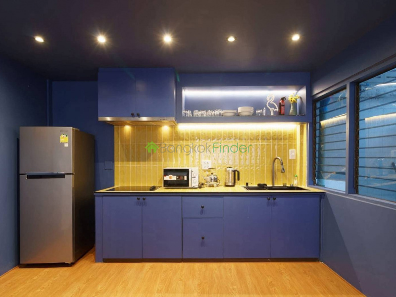 Sukhumvit 55, Thonglor, Thailand, 5 Bedrooms Bedrooms, 0 ,5 BathroomsBathrooms,Town House,For Rent,7781