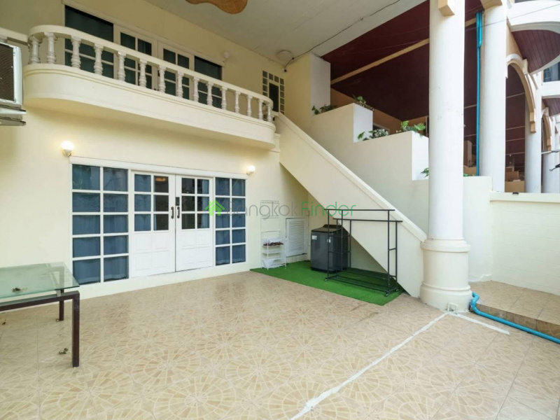 Sukhumvit 55, Thonglor, Thailand, 5 Bedrooms Bedrooms, 0 ,5 BathroomsBathrooms,Town House,For Rent,7781