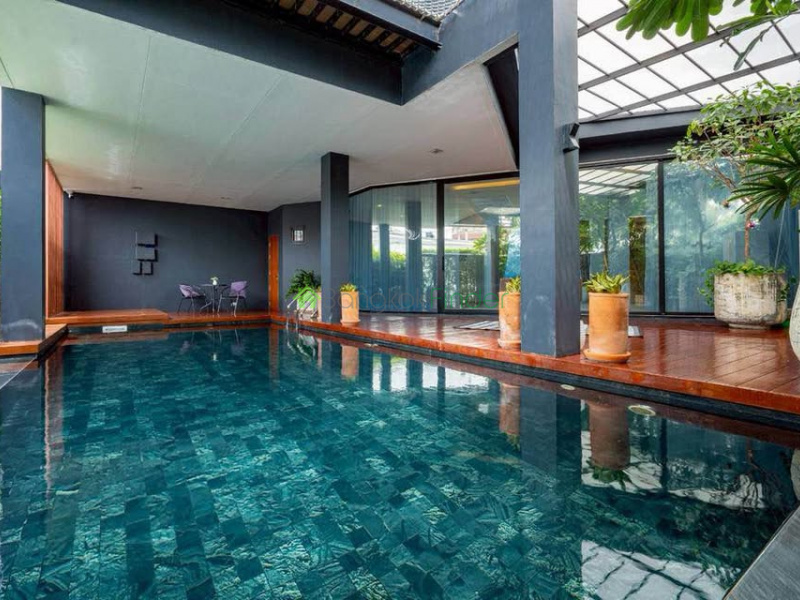 Sukhumvit 71, Bangkok, Thailand, 4 Bedrooms Bedrooms, 0 ,5 BathroomsBathrooms,House,For Sale,7783