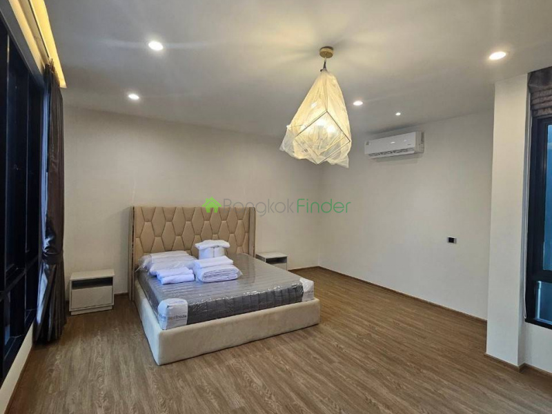 Bangchak, Bangkok, Thailand, 0 , 0 ,0,House,For Rent,7784