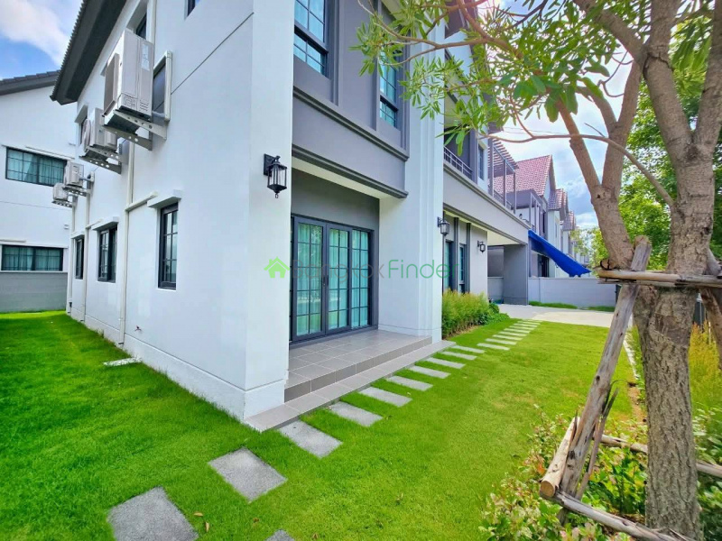Bangna KM.7, Bangkok, Thailand, 4 Bedrooms Bedrooms, 0 ,5 BathroomsBathrooms,House,For Rent,7785