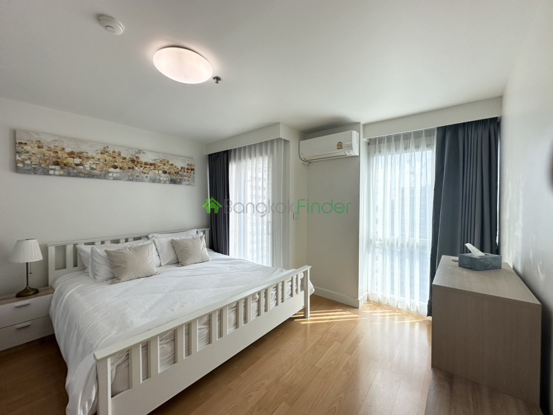 Silom, Bangkok, Thailand, 4 Bedrooms Bedrooms, 0 ,2 BathroomsBathrooms,Condo,For Rent,Silom Suites,7787