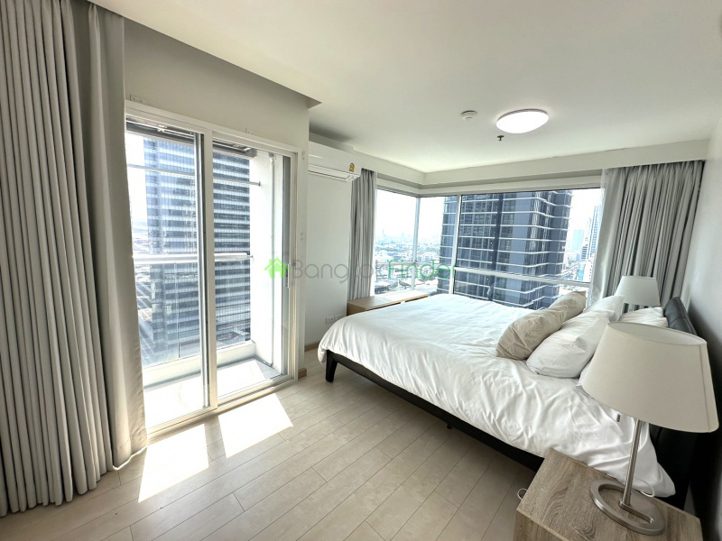 Silom, Bangkok, Thailand, 4 Bedrooms Bedrooms, 0 ,2 BathroomsBathrooms,Condo,For Rent,Silom Suites,7787