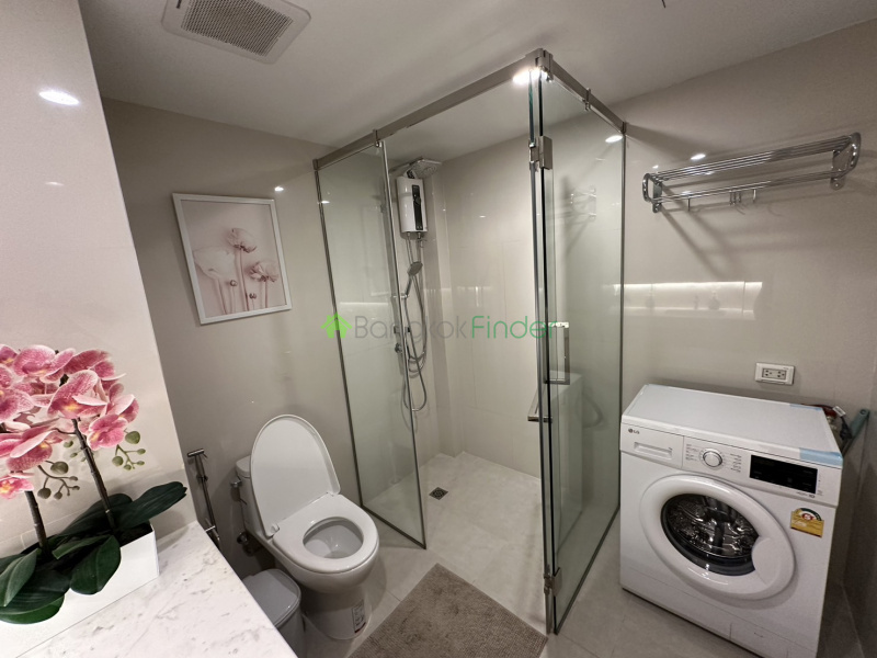 Silom, Bangkok, Thailand, 4 Bedrooms Bedrooms, 0 ,2 BathroomsBathrooms,Condo,For Rent,Silom Suites,7787