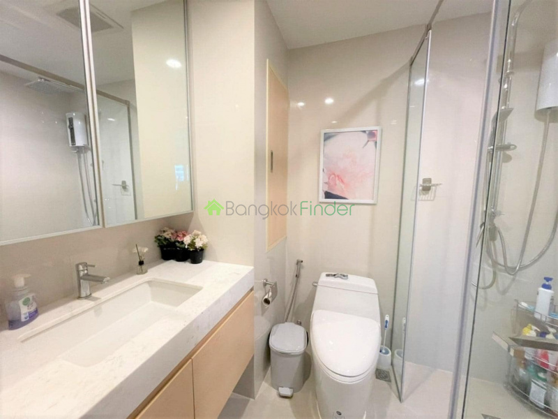 Silom, Bangkok, Thailand, 4 Bedrooms Bedrooms, 0 ,2 BathroomsBathrooms,Condo,For Rent,Silom Suites,7787