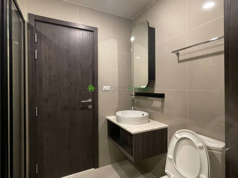 Huaikhwang, Bangkok, Thailand, 1 Bedroom Bedrooms, 0 ,1 BathroomBathrooms,Condo,For Rent,XT Huaikhwang,7788