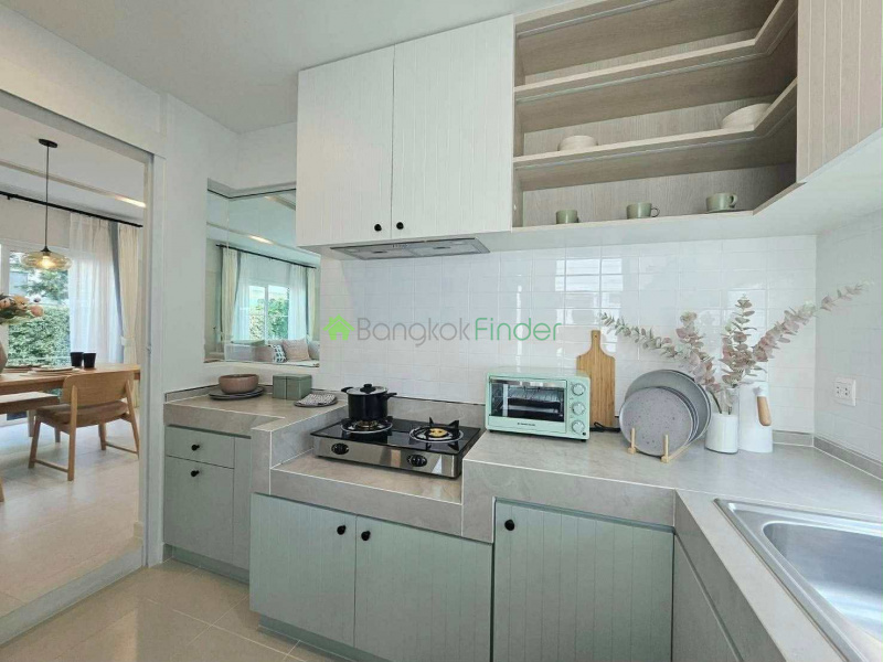 Srinakarin-Bangna, Bangkok, Thailand, 3 Bedrooms Bedrooms, 0 ,3 BathroomsBathrooms,House,For Rent,7794