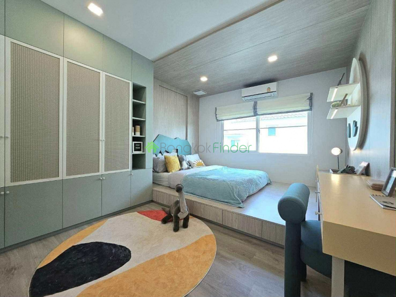 Srinakarin-Bangna, Bangkok, Thailand, 3 Bedrooms Bedrooms, 0 ,3 BathroomsBathrooms,House,For Rent,7794