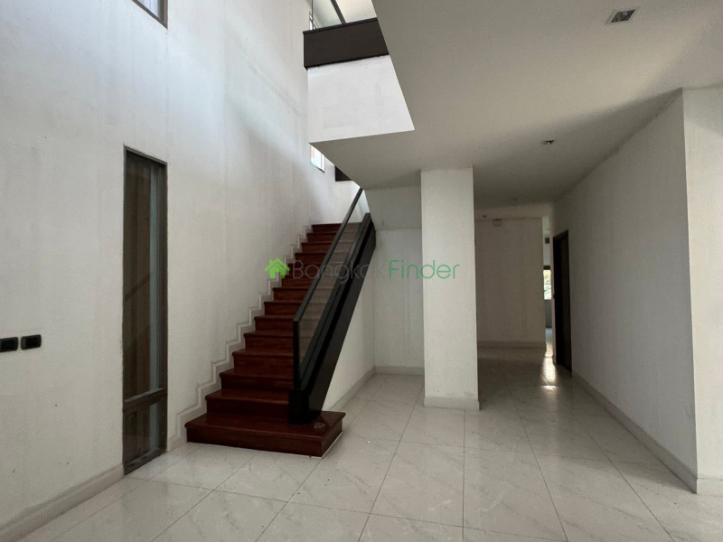 Sukhumvit 77, Bangkok, Thailand, 5 Bedrooms Bedrooms, 0 ,6 BathroomsBathrooms,House,For Sale,7795