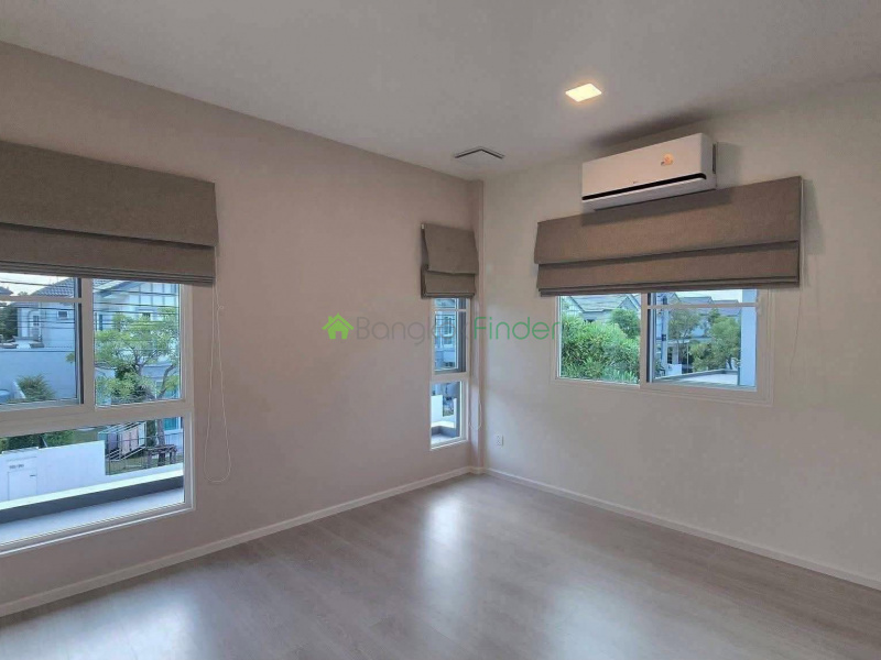 Srinakarin-Bangna, Bangkok, Thailand, 3 Bedrooms Bedrooms, 0 ,3 BathroomsBathrooms,House,For Rent,7809