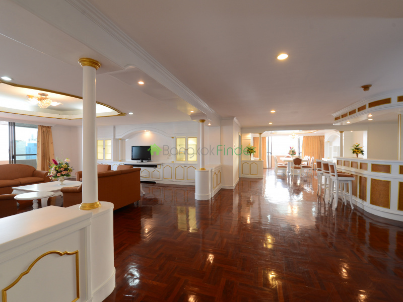 Ekkamai, Bangkok, Thailand, 3 Bedrooms Bedrooms, 0 ,3 BathroomsBathrooms,Condo,For Rent,Oriental Tower,7814