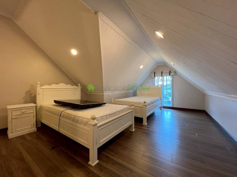 Sukhumvit 107, Bangkok, Thailand, 4 Bedrooms Bedrooms, 0 ,4 BathroomsBathrooms,House,For Sale,7818