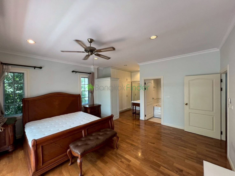 Sukhumvit 107, Bangkok, Thailand, 4 Bedrooms Bedrooms, 0 ,4 BathroomsBathrooms,House,For Sale,7818