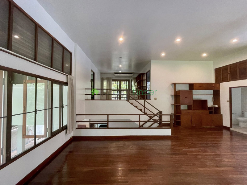 Ploenchit, Bangkok, Thailand, 2 Bedrooms Bedrooms, 0 ,4 BathroomsBathrooms,House,For Rent,7819